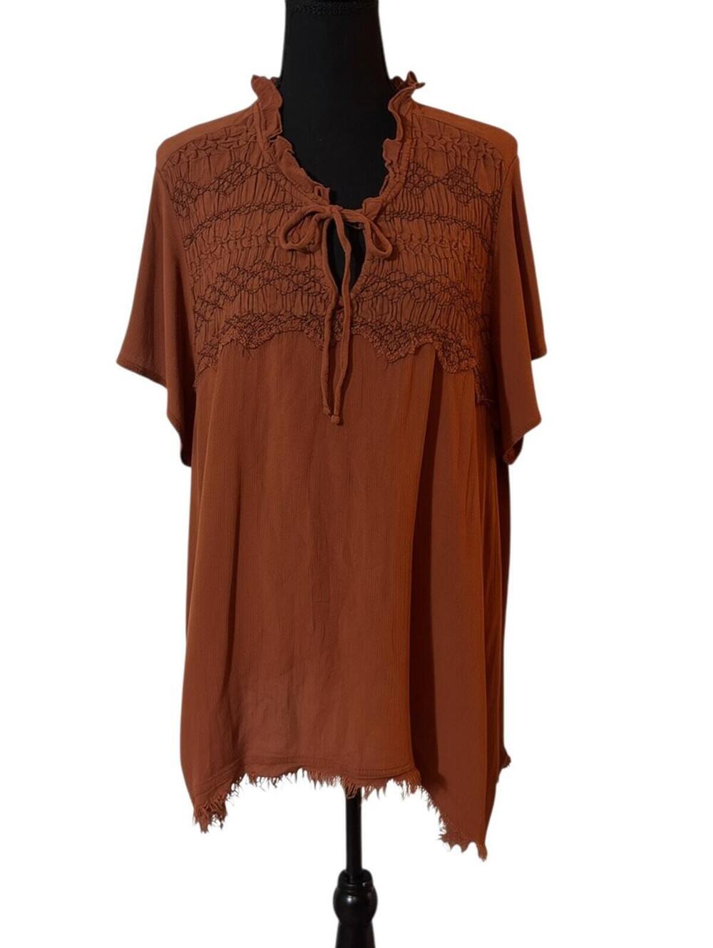 Brown Short Sleeve Bohemian Style Top with Lace Detail